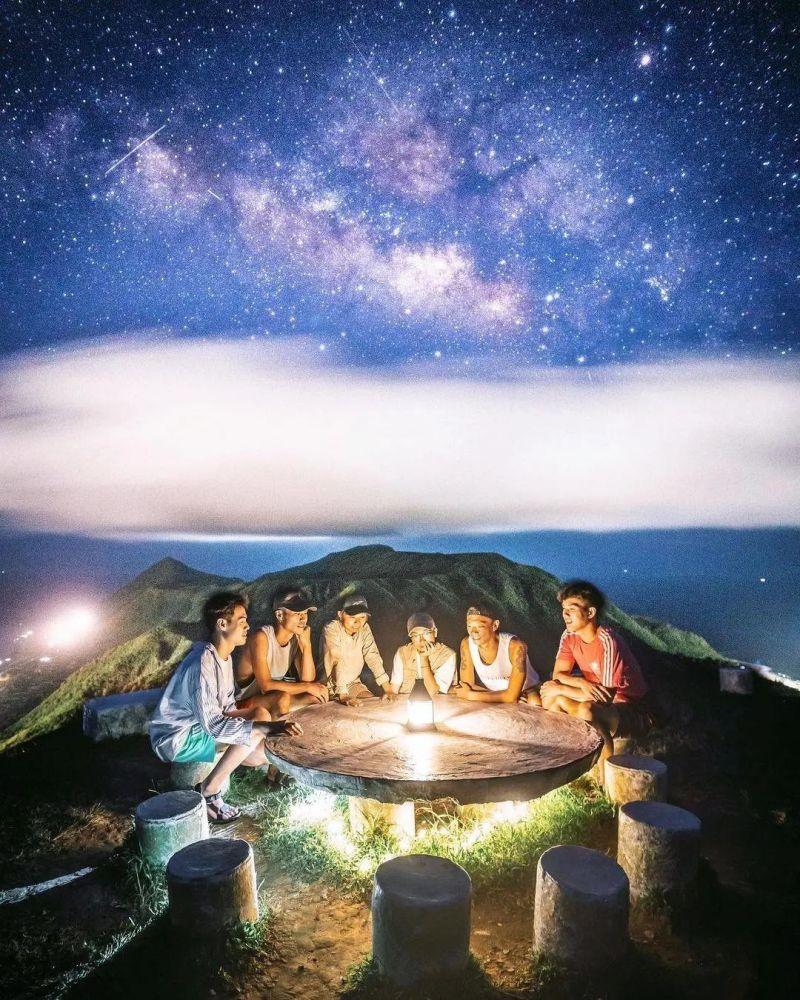 探访郑州迎春灯会：300多位四川工匠奋战月余，昼夜赶工为早日开园